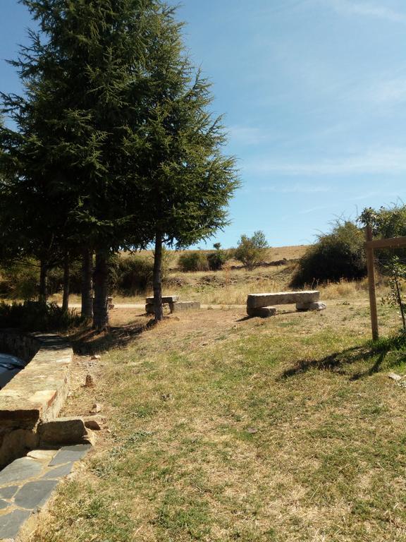 El Egio Guest House Cervera de Buitrago Luaran gambar