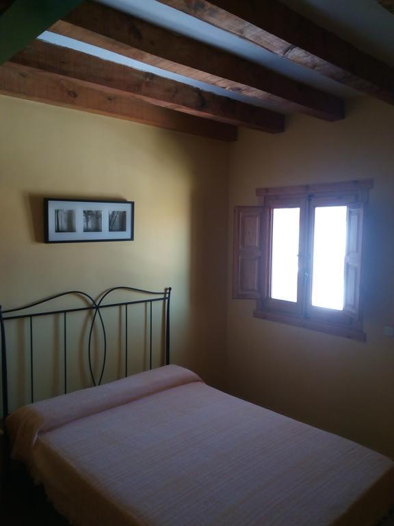 El Egio Guest House Cervera de Buitrago Luaran gambar