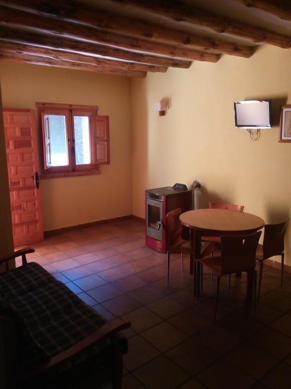 El Egio Guest House Cervera de Buitrago Luaran gambar