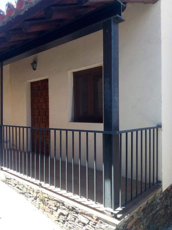 El Egio Guest House Cervera de Buitrago Luaran gambar